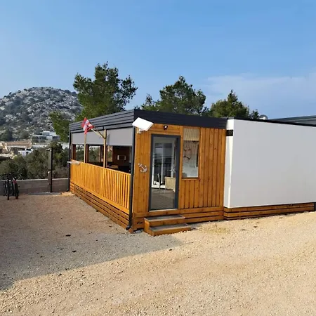 Mobile Kowatsch Mit Traumhaften Meerblick Semesterbostad Pakoštane